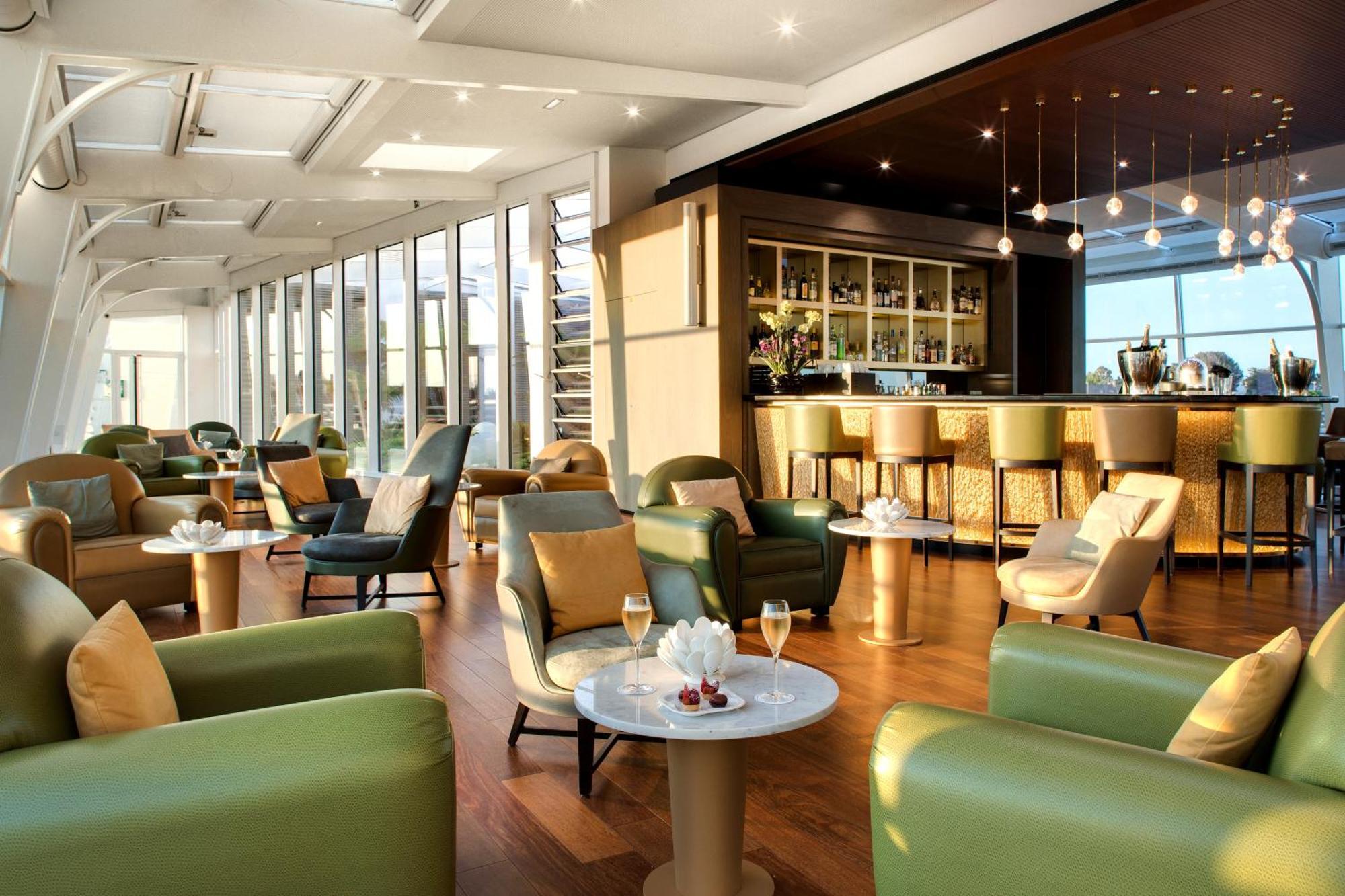 Miramar La Cigale Hotel Thalasso & Spa Arzon Exterior photo