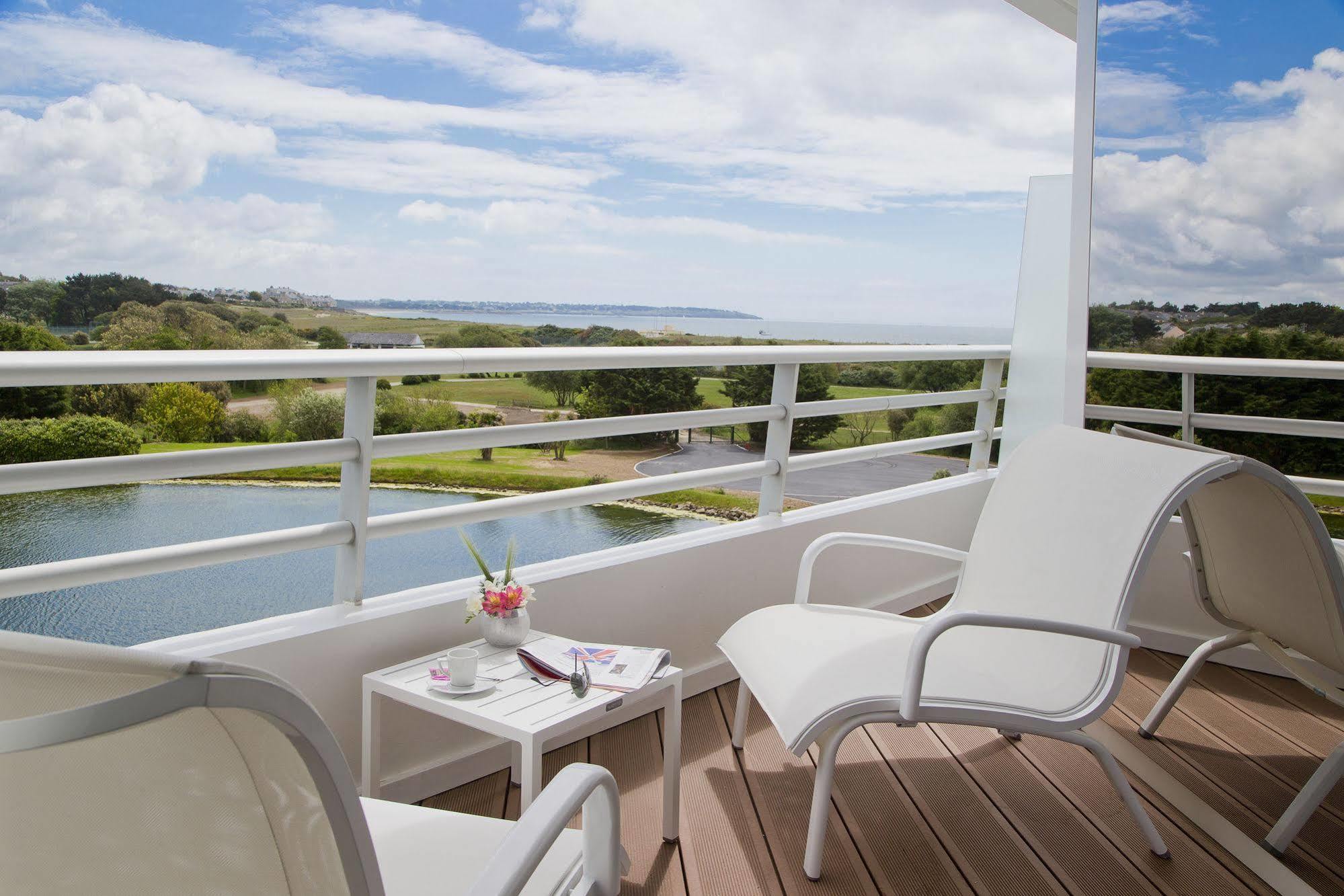 Miramar La Cigale Hotel Thalasso & Spa Arzon Exterior photo